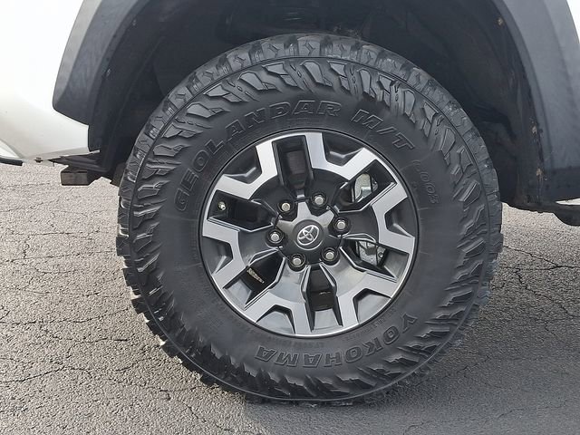 Used 2019 Toyota Tacoma TRD Off-Road image 27