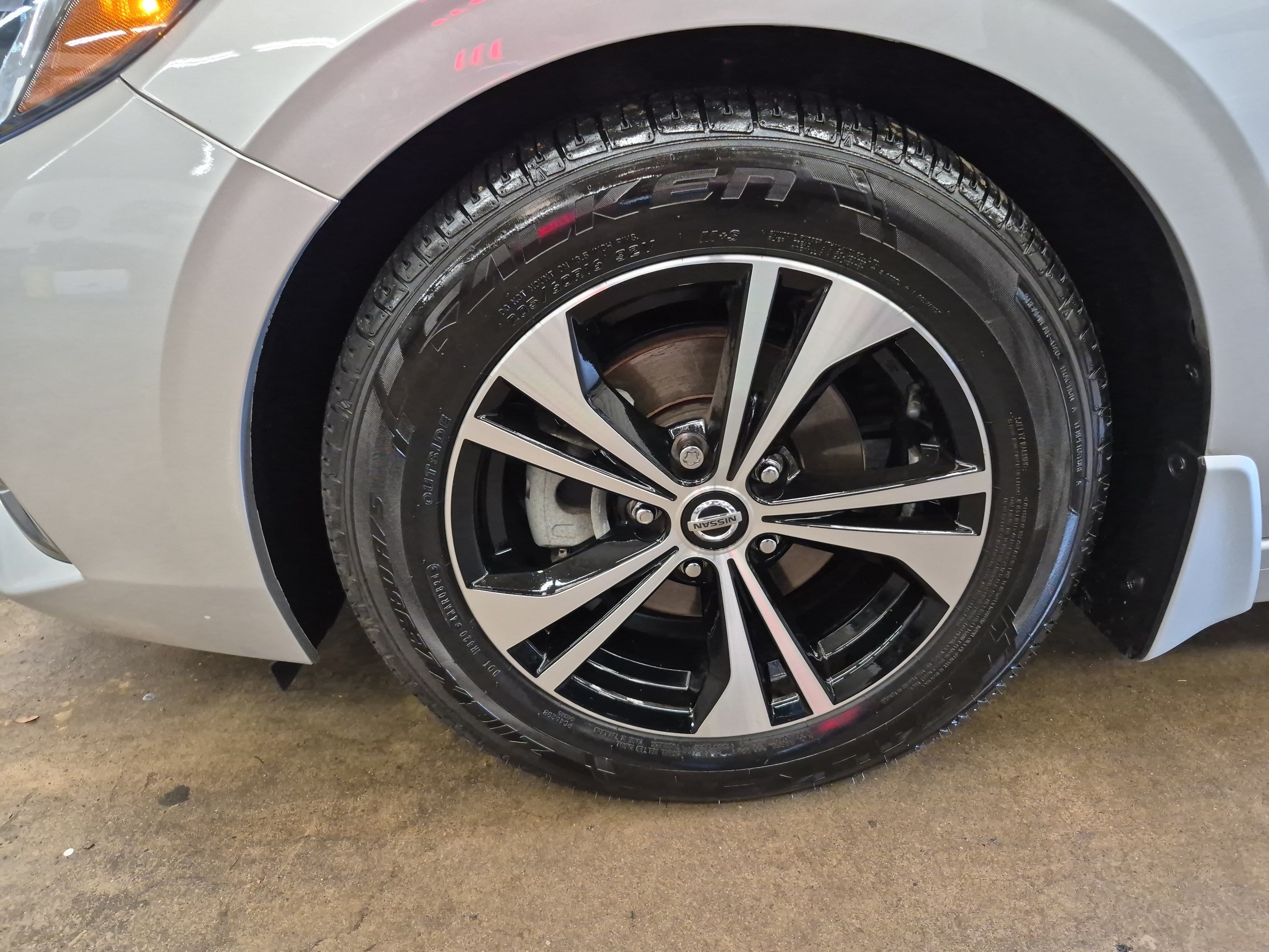 Used 2022 Nissan Sentra SV w/ All-Weather Package FWD image 8
