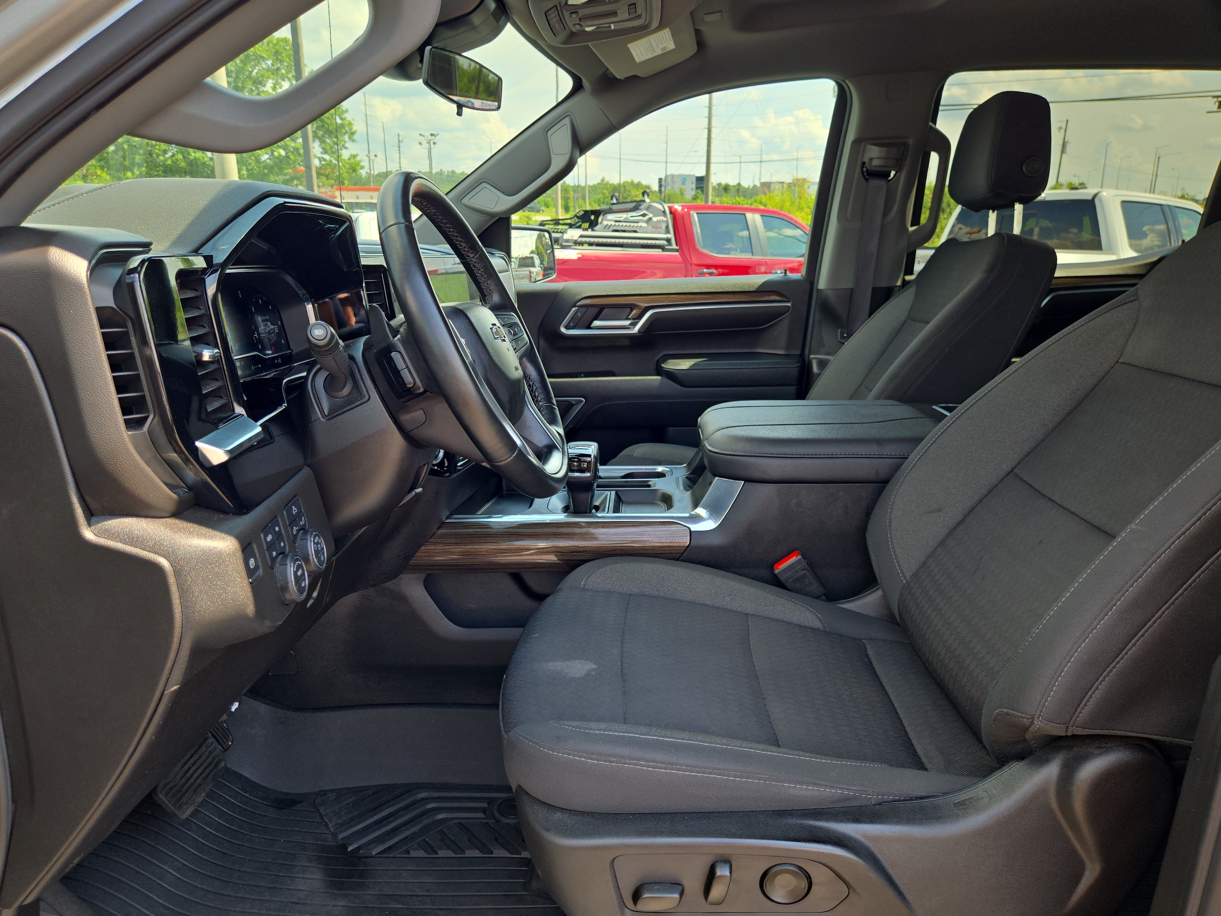 Used 2024 Chevrolet Silverado 1500 RST w/ Dark Appearance Package AWD/4WD image 22