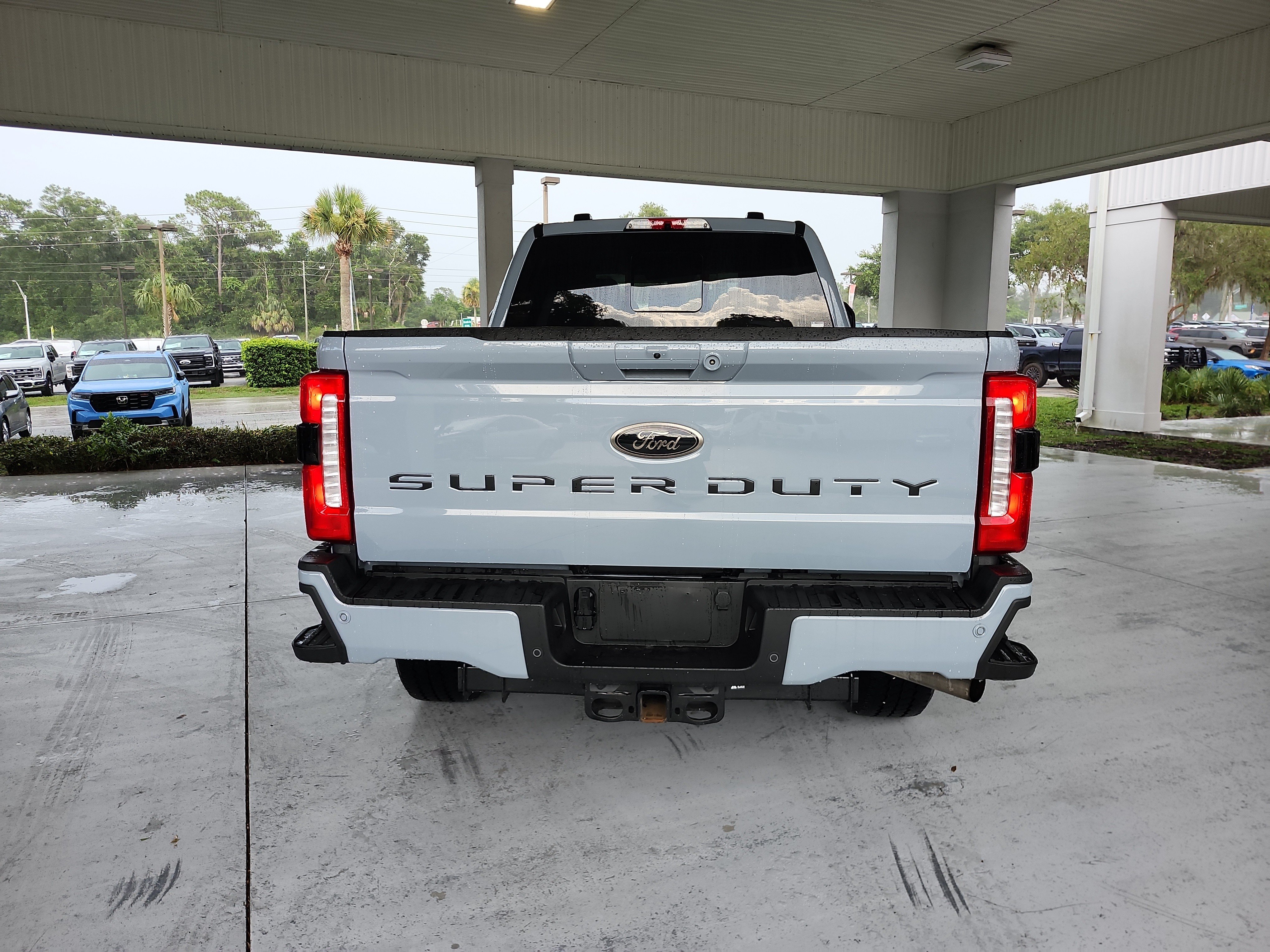 Certified 2025 Ford F250 Lariat w/ Lariat Ultimate Package AWD/4WD image 3