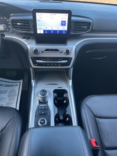 Certified 2022 Ford Explorer XLT w/ Equipment Group 202A image 29
