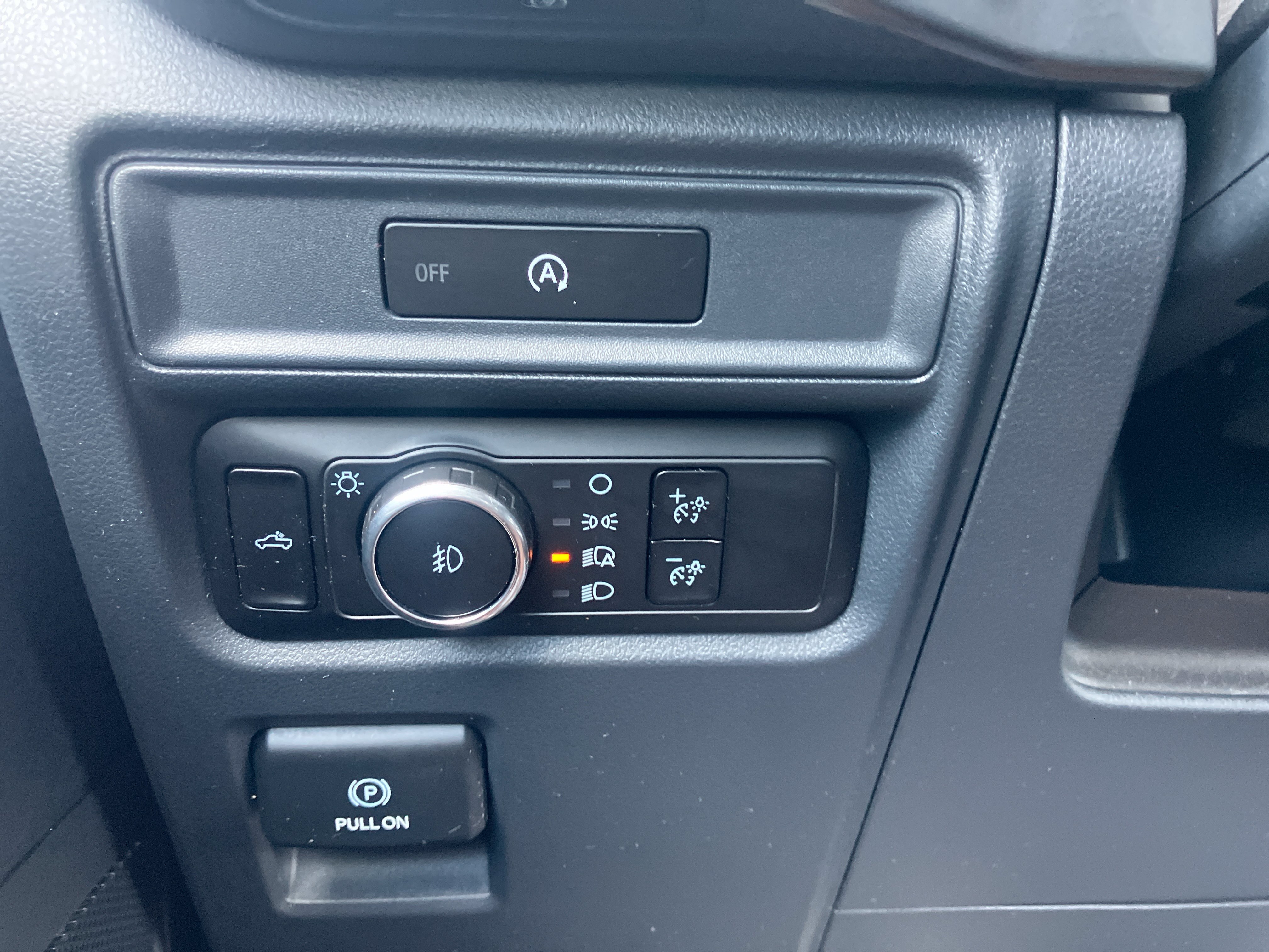 Certified 2025 Ford F150 STX w/ Equipment Group 200A AWD/4WD image 21