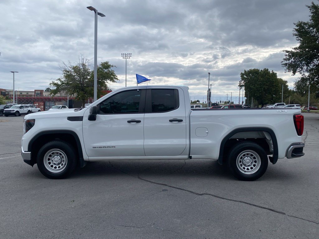 Used 2023 GMC Sierra 1500 Pro w/ Pro Value Package AWD/4WD image 4