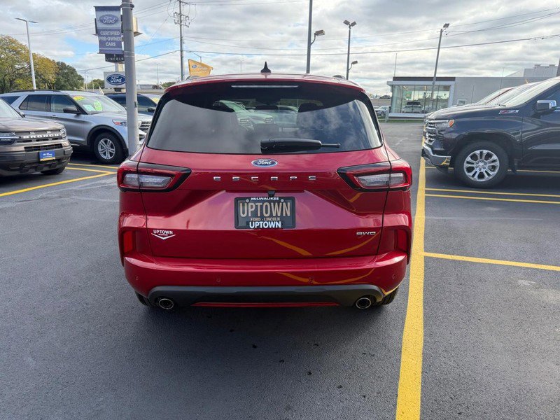 Certified 2023 Ford Escape ST-Line w/ Tech Pack #1 image 4