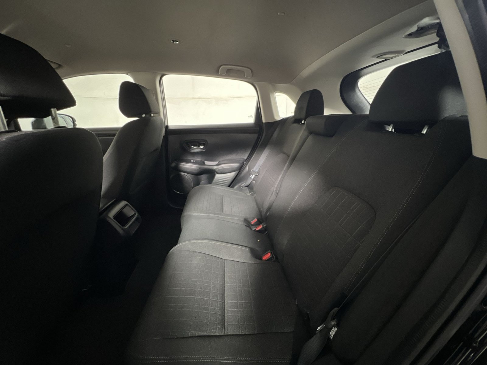 Used 2024 Honda HR-V LX image 23