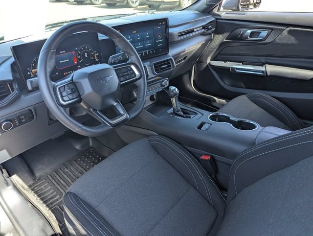 Certified 2025 Ford Mustang Coupe RWD image 23
