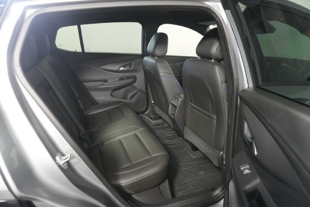 Used 2024 Buick Envista Sport Touring w/ Convenience I Package FWD image 29