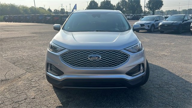 Certified 2023 Ford Edge SEL w/ Convenience Package image 9
