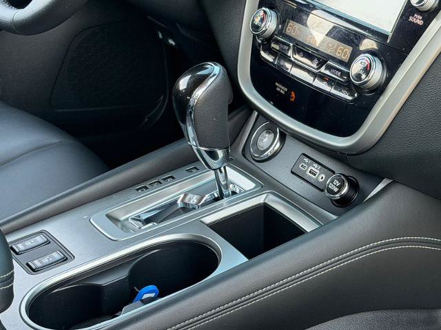 Used 2024 Nissan Murano SV AWD/4WD image 21