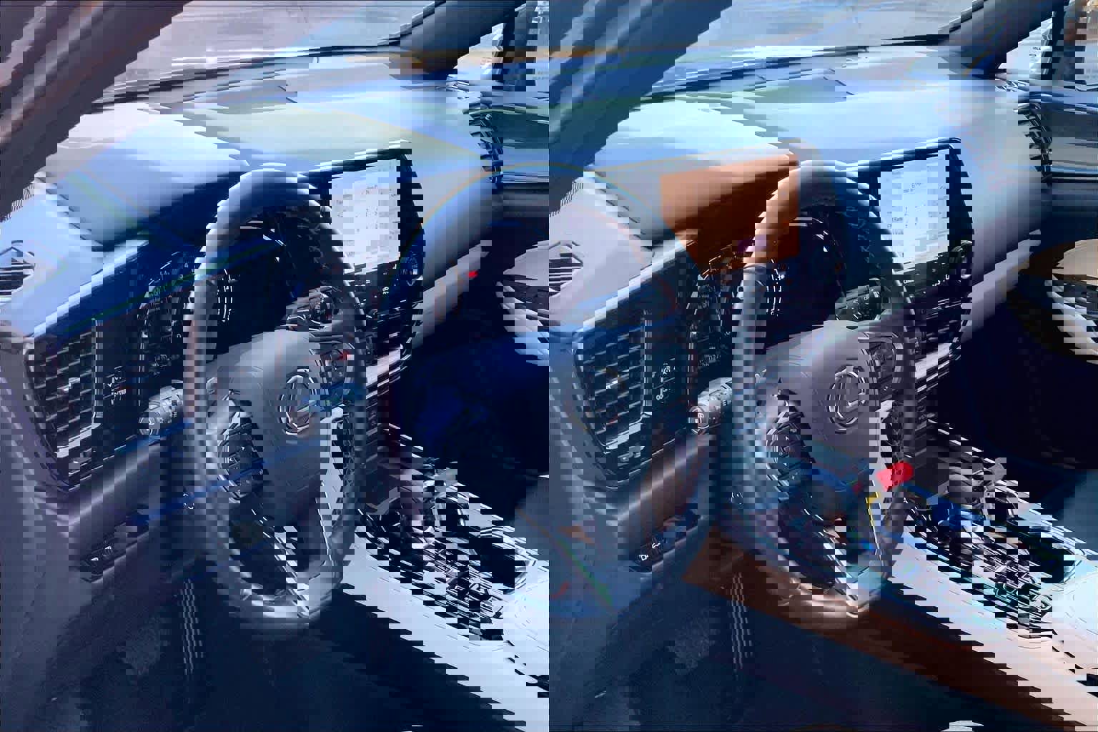 Used 2024 Lexus NX 250 FWD w/ Premium Package image 17