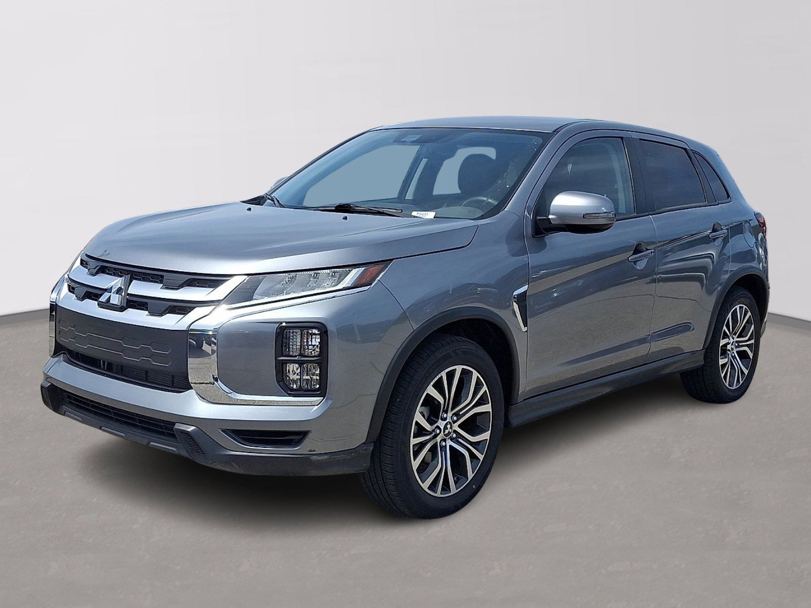 Used 2025 Mitsubishi Outlander Sport SE AWD/4WD image 3