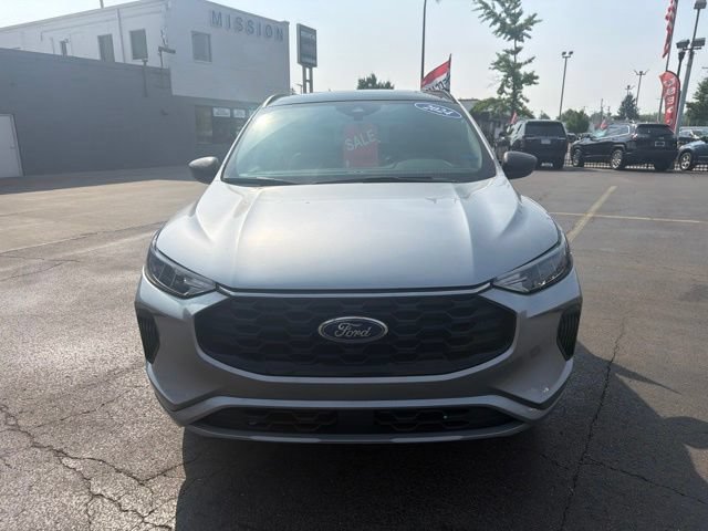 Certified 2024 Ford Escape ST-Line w/ Tech Pack #1 AWD/4WD image 8