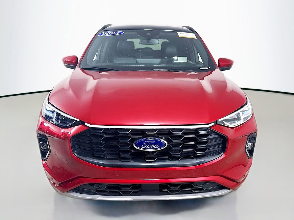 Certified 2023 Ford Escape ST-Line Elite w/ Premium Technology Package AWD/4WD image 6