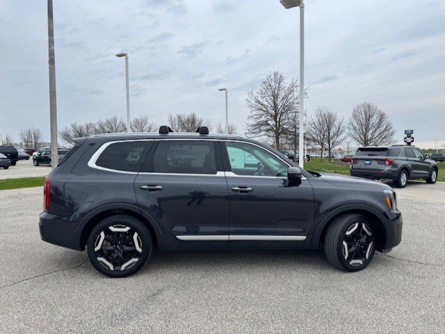 Used 2025 Kia Telluride S AWD/4WD image 10