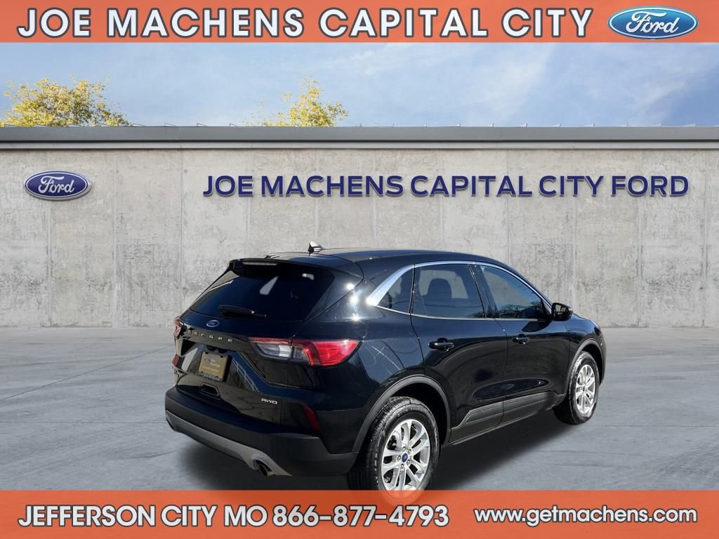 Certified 2022 Ford Escape SE w/ Cold Weather Package image 5