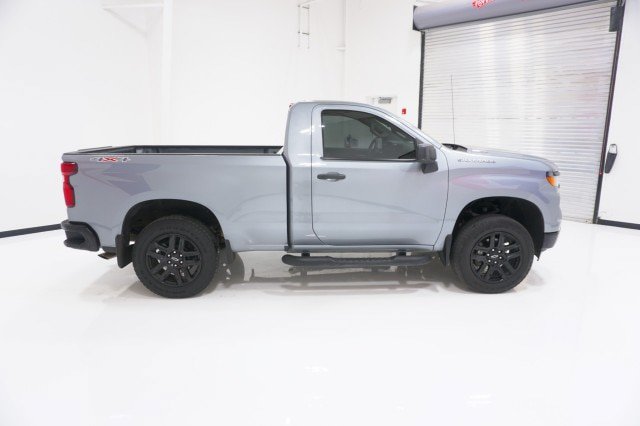 Used 2025 Chevrolet Silverado 1500 W/T w/ WT Value Package AWD/4WD image 4