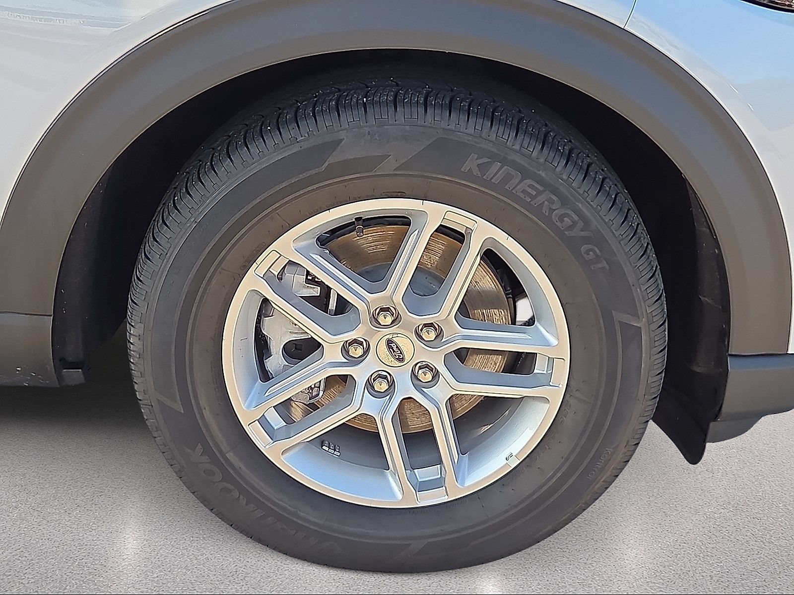 Certified 2026 Ford Explorer Active RWD image 7