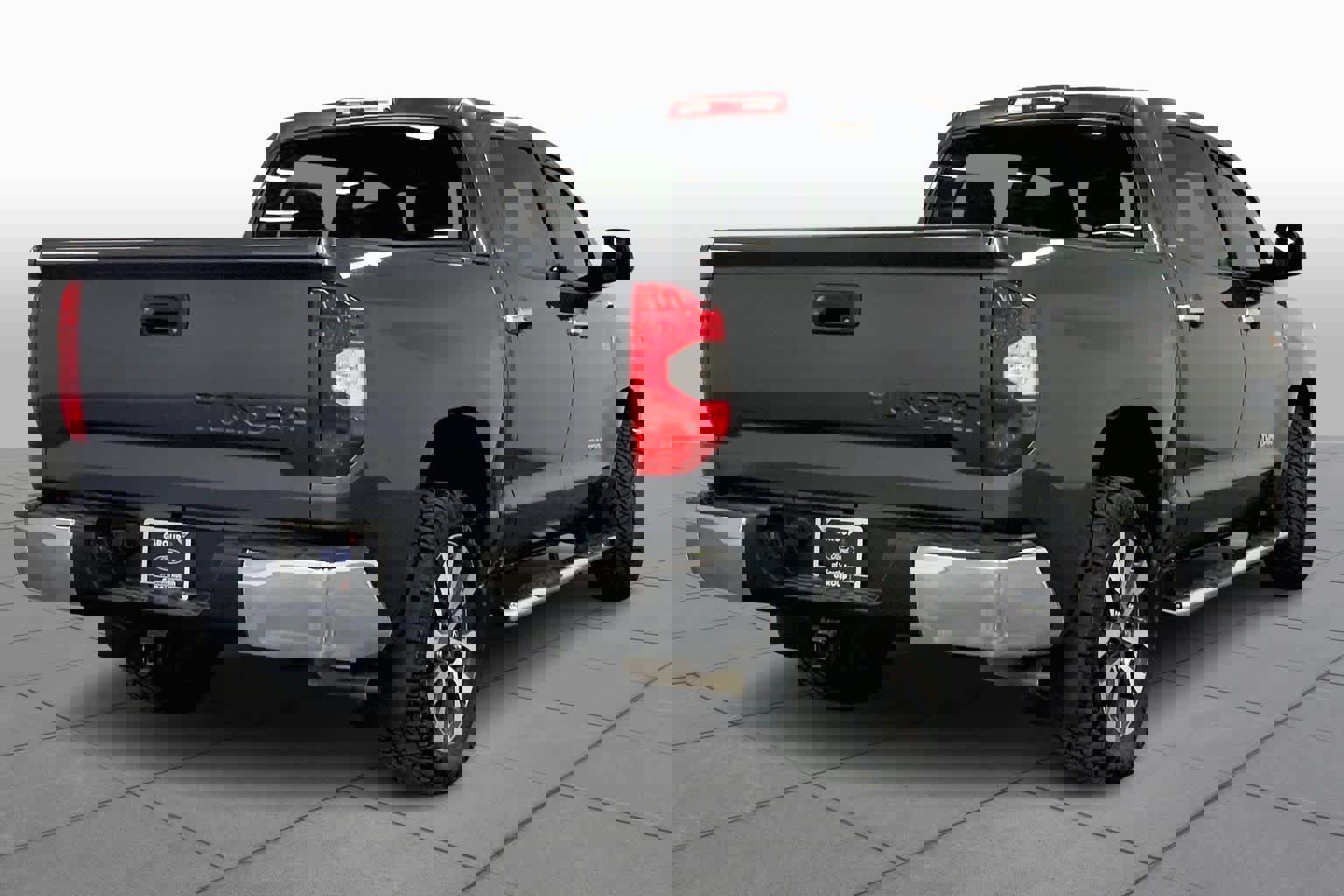 Used 2018 Toyota Tundra Limited image 12