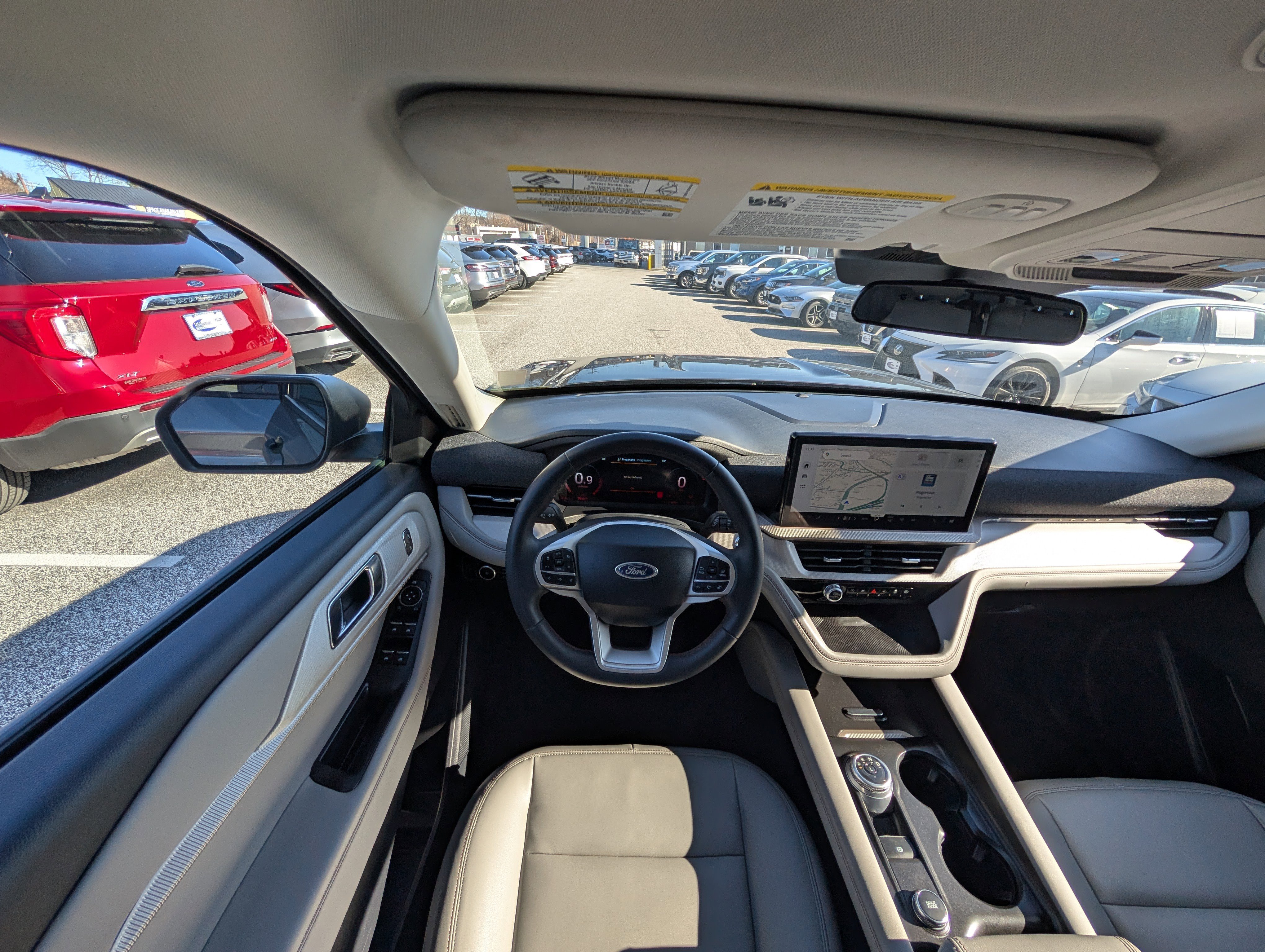 Certified 2025 Ford Explorer Active w/ Active Comfort Package image 21