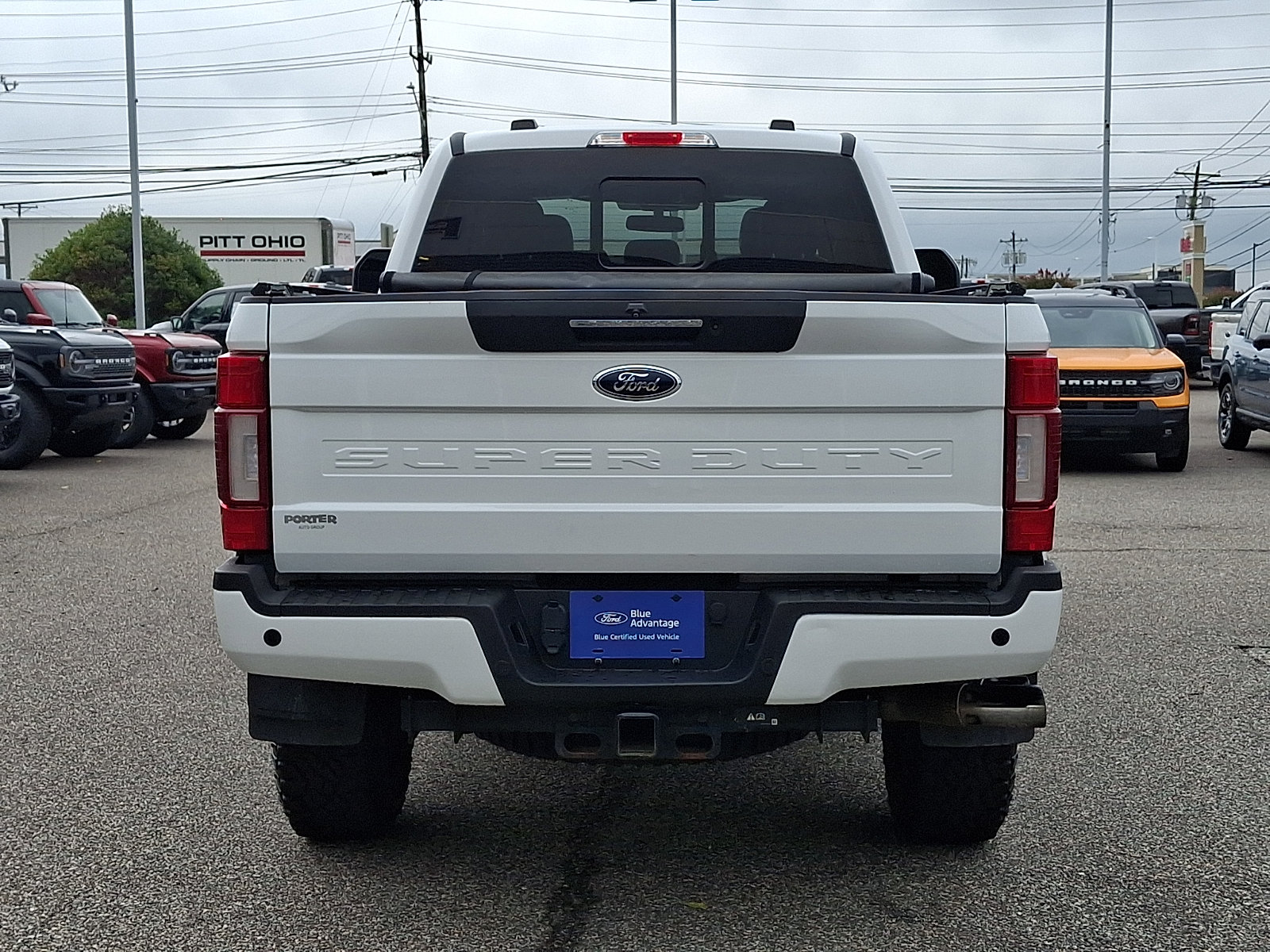 Certified 2022 Ford F350 Lariat w/ Tremor Off-Road Package AWD/4WD image 9