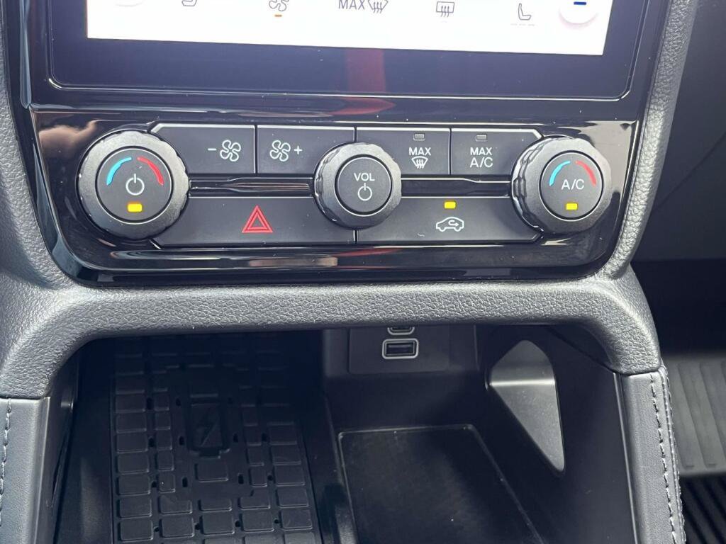 Certified 2025 Ford Ranger Raptor AWD/4WD image 27