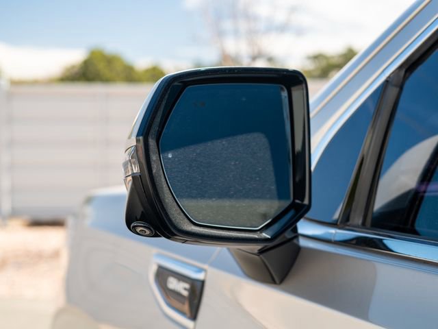 Used 2021 GMC Yukon Denali image 16