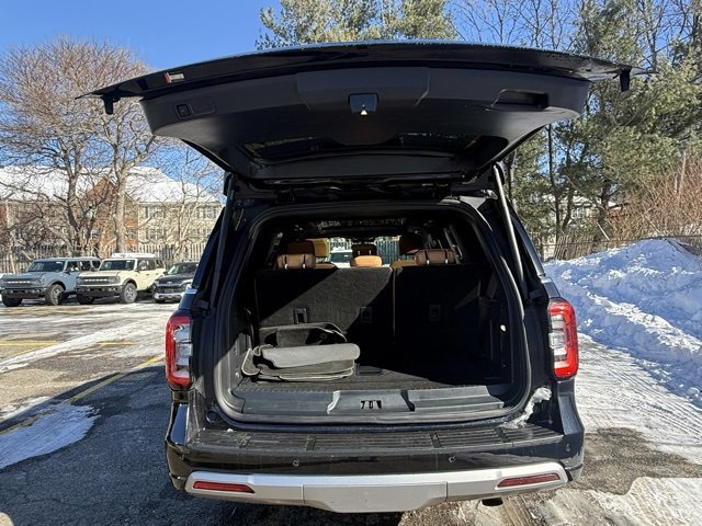 Certified 2023 Ford Expedition Platinum image 9