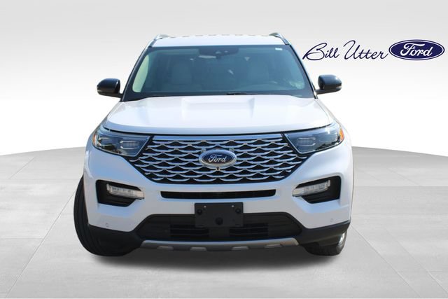 Certified 2022 Ford Explorer Platinum AWD/4WD image 2