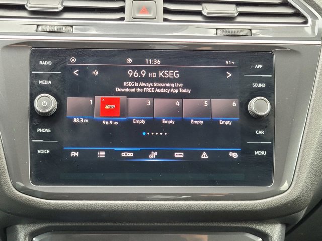 Used 2022 Volkswagen Tiguan SE image 19