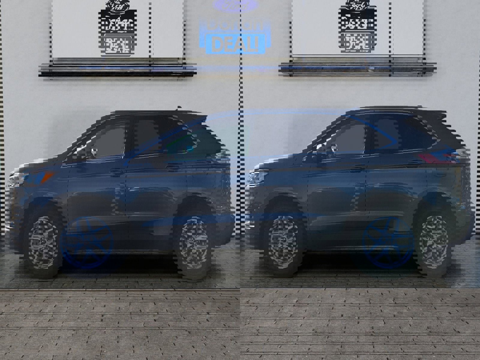 Certified 2022 Ford Edge SEL w/ Convenience Package image 2