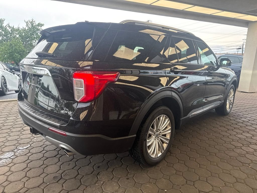 Certified 2024 Ford Explorer Limited w/ Limited Technology Package AWD/4WD image 6