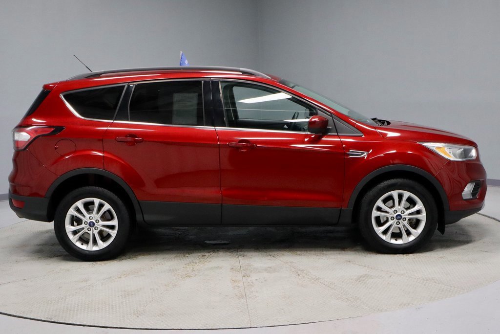 Certified 2018 Ford Escape SE image 6