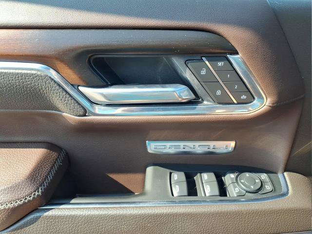 Used 2025 GMC Sierra 1500 Denali w/ Denali Reserve Package AWD/4WD image 19