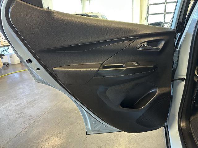 Used 2022 Chevrolet Bolt LT w/ Infotainment Package image 27