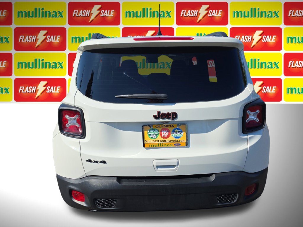 Used 2020 Jeep Renegade Latitude AWD/4WD image 31