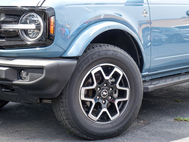 Certified 2023 Ford Bronco Outer Banks AWD/4WD image 3