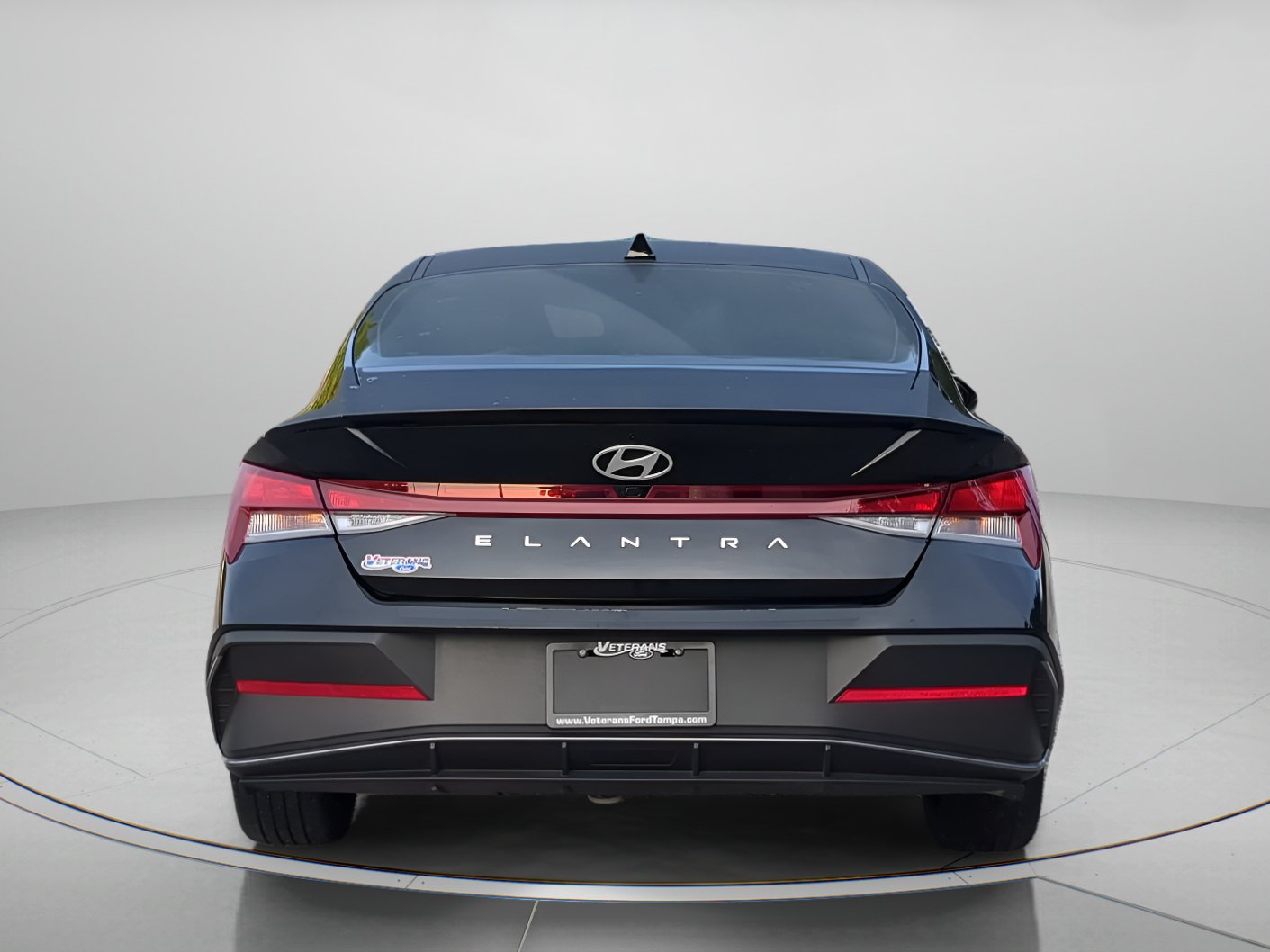Used 2025 Hyundai Elantra Sport FWD image 41