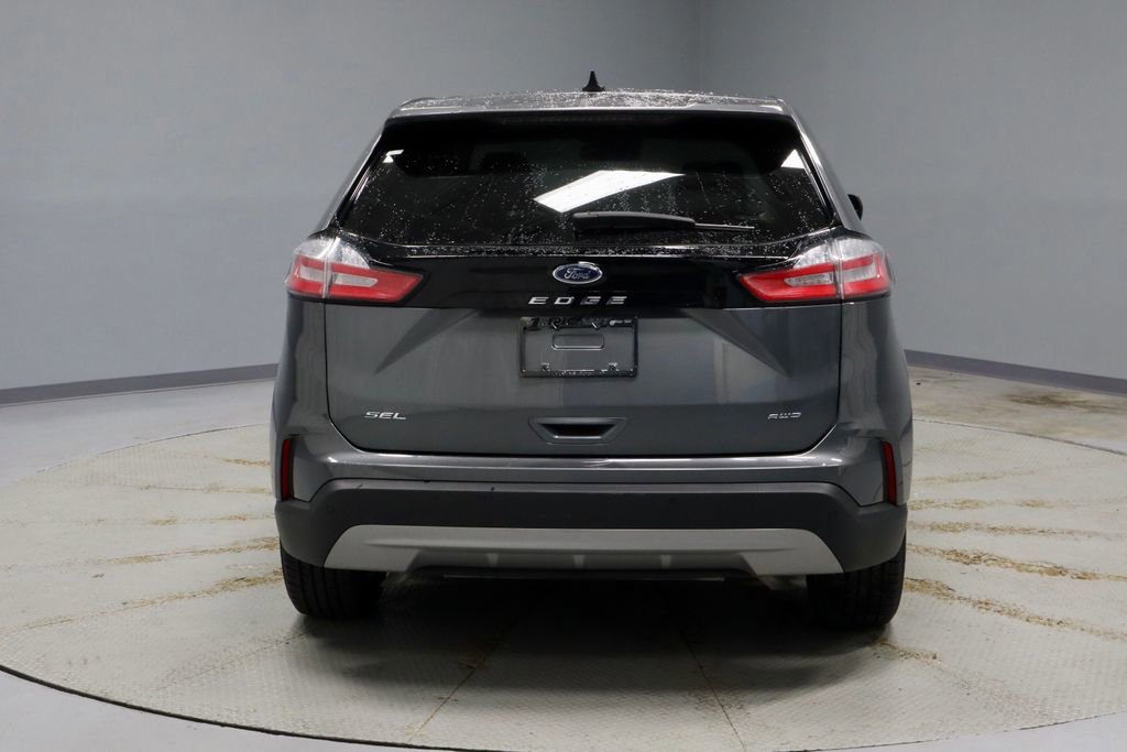 Certified 2024 Ford Edge SEL image 4