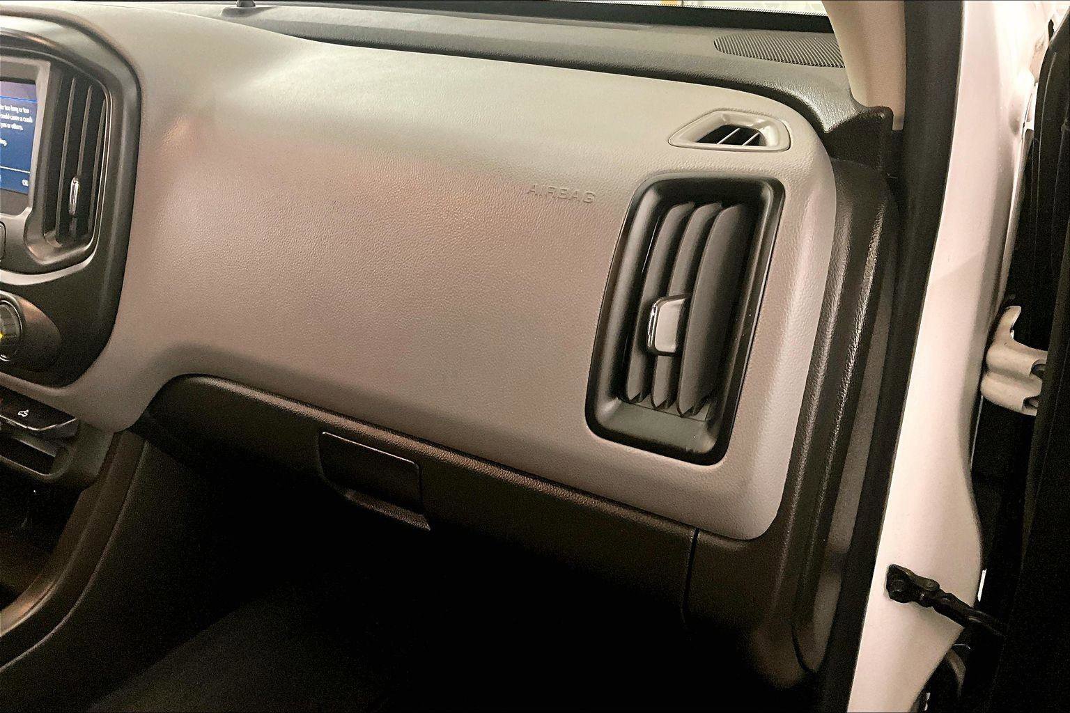 Used 2020 Chevrolet Colorado W/T w/ WT Convenience Package image 15