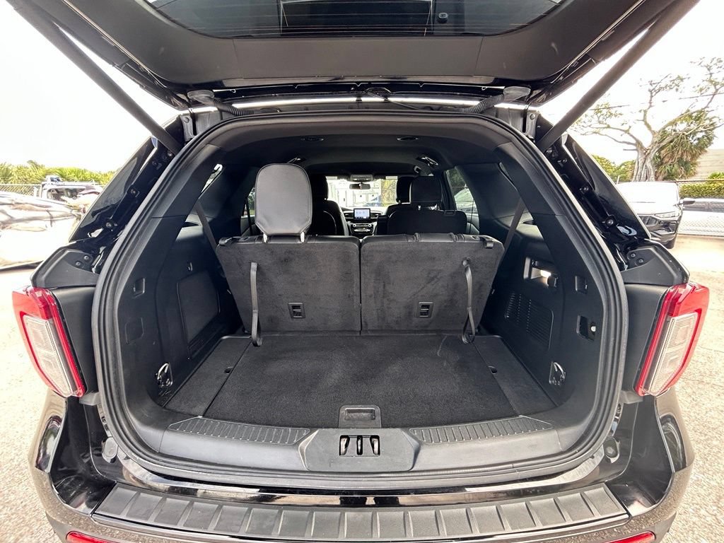 Certified 2023 Ford Explorer ST-Line w/ Class IV Trailer Tow Package RWD image 31