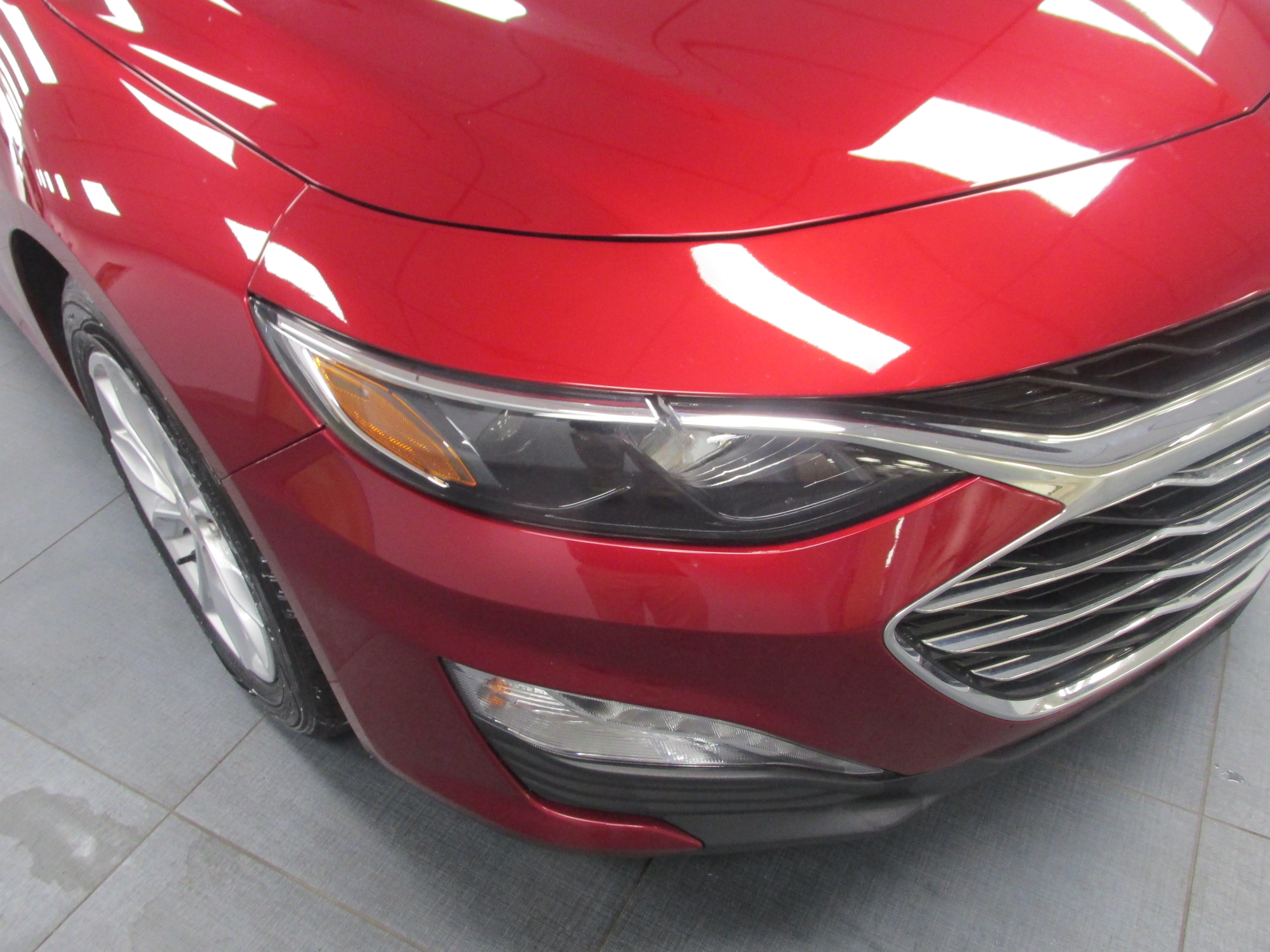 Used 2025 Chevrolet Malibu LT FWD image 10