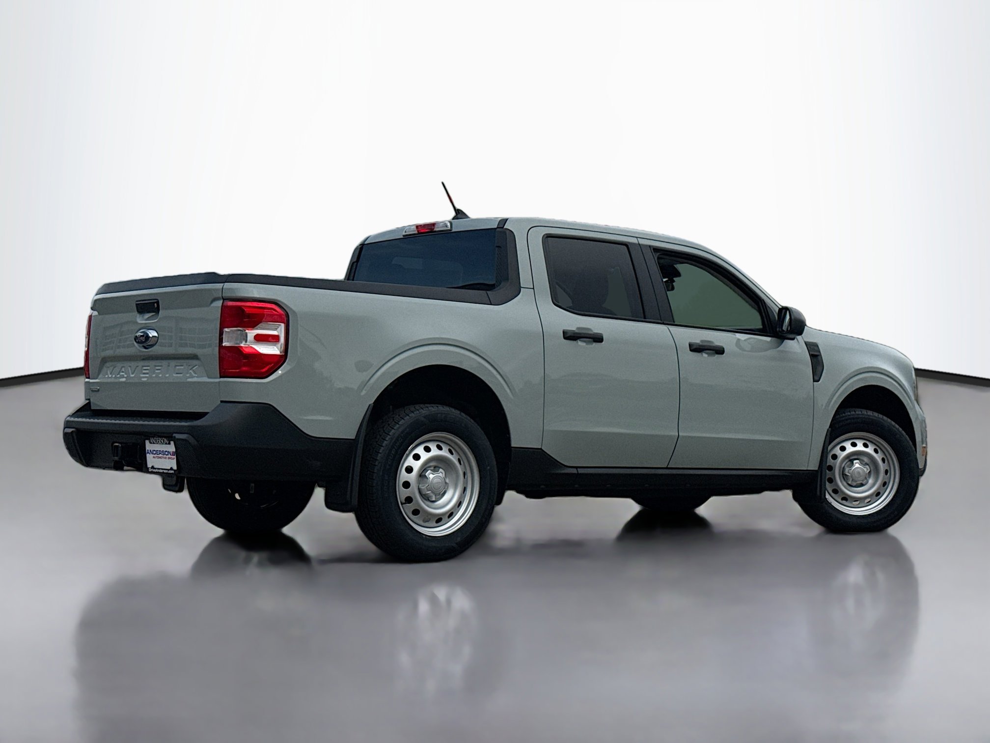 Certified 2024 Ford Maverick XL FWD image 2