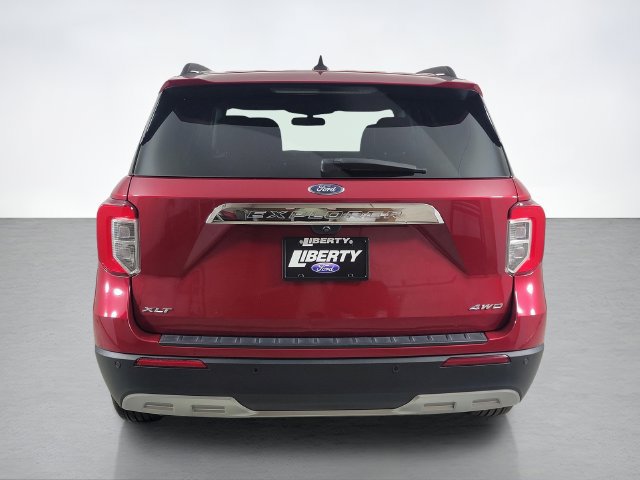 Certified 2023 Ford Explorer XLT w/ Equipment Group 202A AWD/4WD image 4