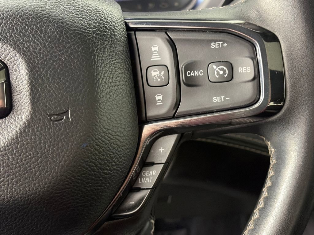 Used 2024 RAM 3500 Limited AWD/4WD image 18