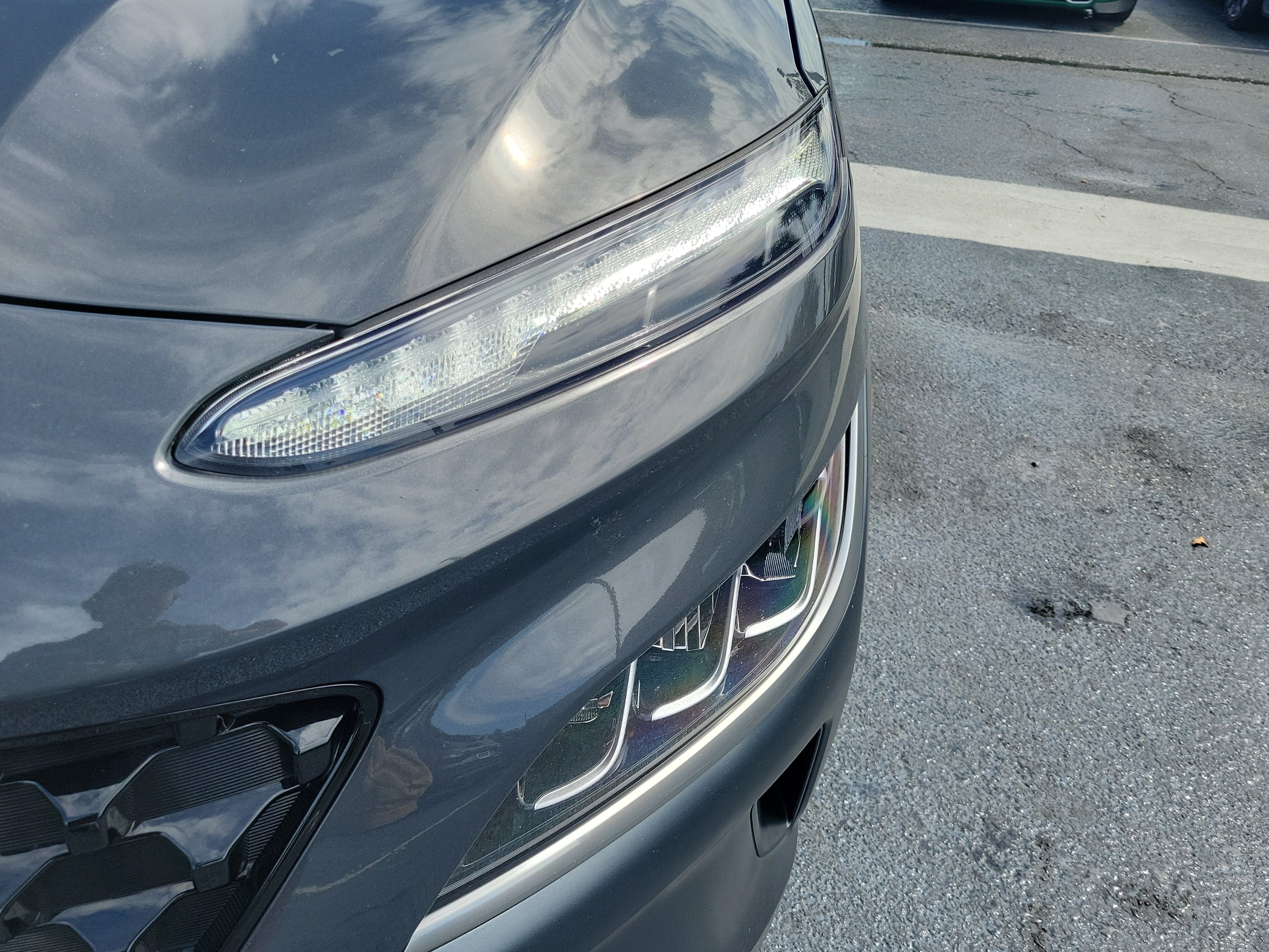 Used 2023 Hyundai Kona Limited AWD/4WD image 3