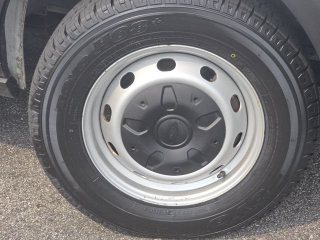 Certified 2019 Ford Transit 250 148 Medium Roof RWD image 5