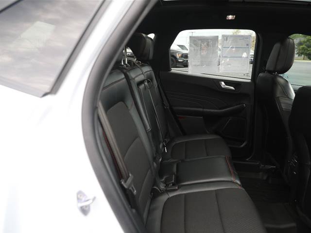 Certified 2025 Ford Escape ST-Line Select w/ Tech Pack #1 AWD/4WD image 31