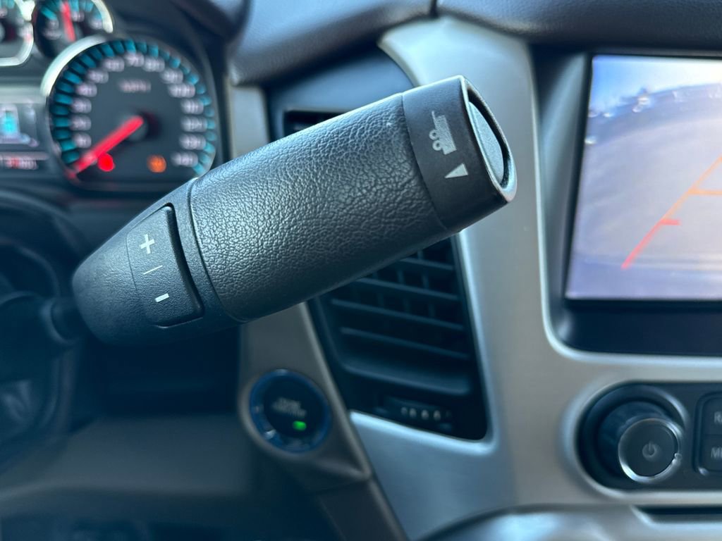 Used 2017 GMC Yukon SLT w/ Premium Edition image 22