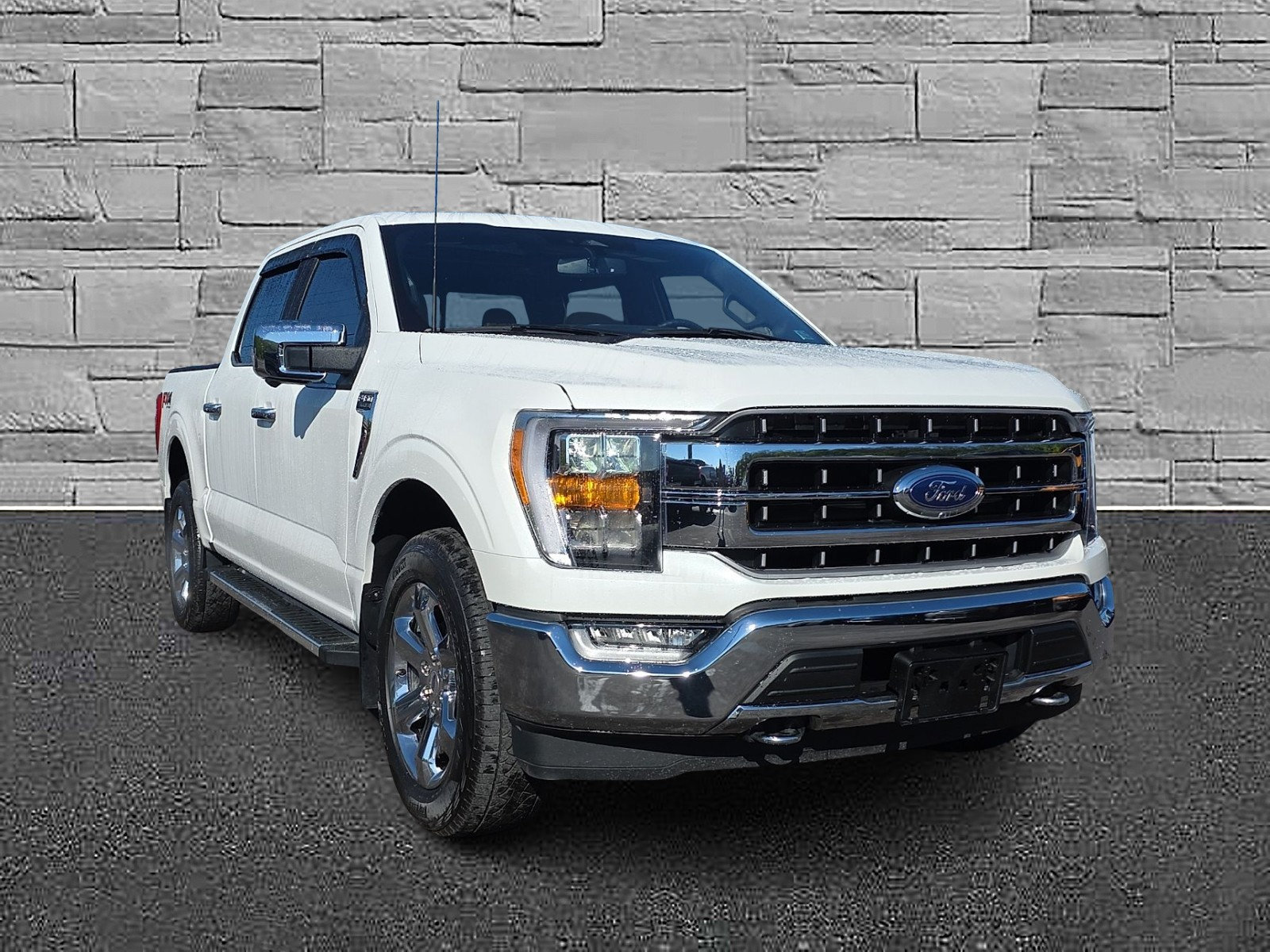 Certified 2022 Ford F150 Lariat w/ Max Trailer Tow Package AWD/4WD image 2