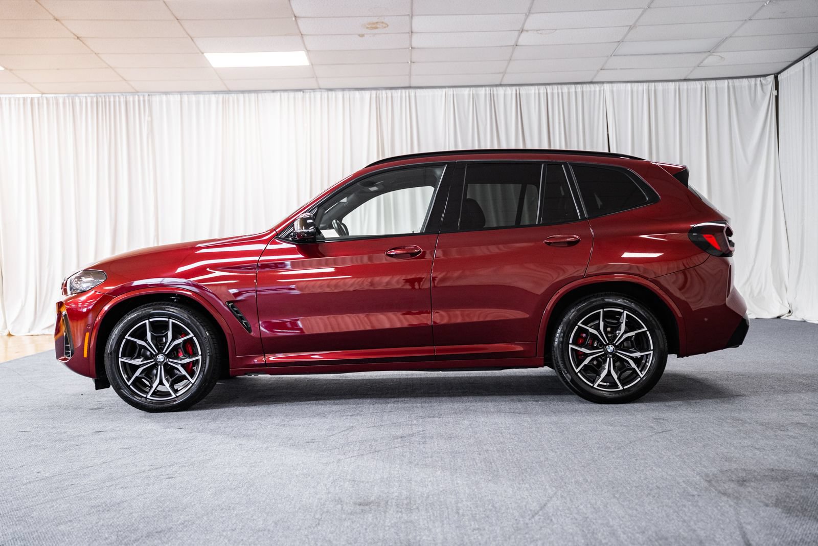 Used 2023 BMW X3 M40i w/ Premium Package AWD/4WD image 4